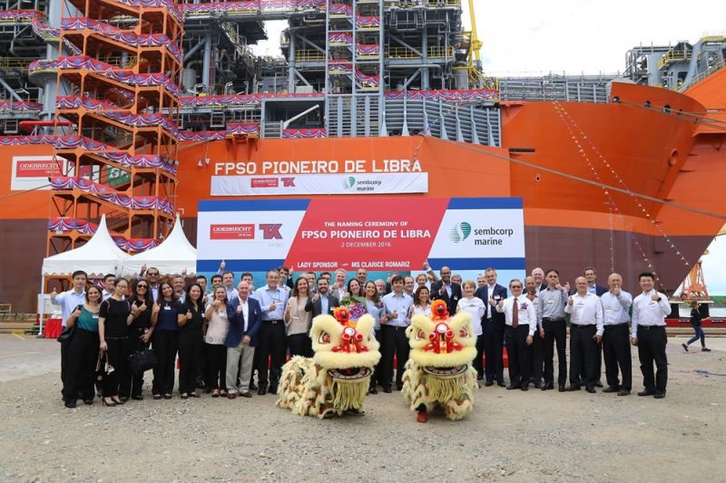 O FPSO Pioneiro de Libra foi batizado em Singapura em 2 de dezembro