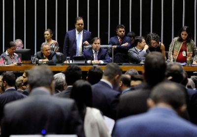 Deputados votarão destaques pendentes que podem alterar pontos do texto